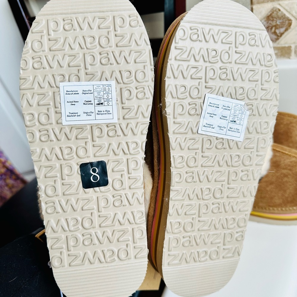 Tan Bearpaw Retro Loki Platform Slippers - Picture 14 of 14